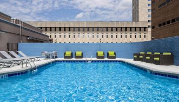 Holiday Inn Express Nashville Downtown Conf Ctr