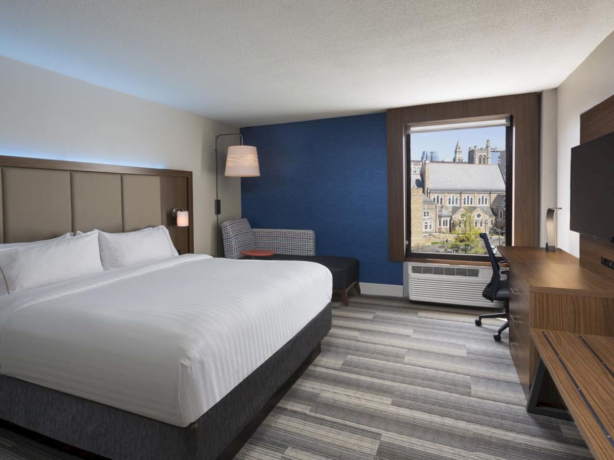 Holiday Inn Express Nashville Downtown Conf Ctr