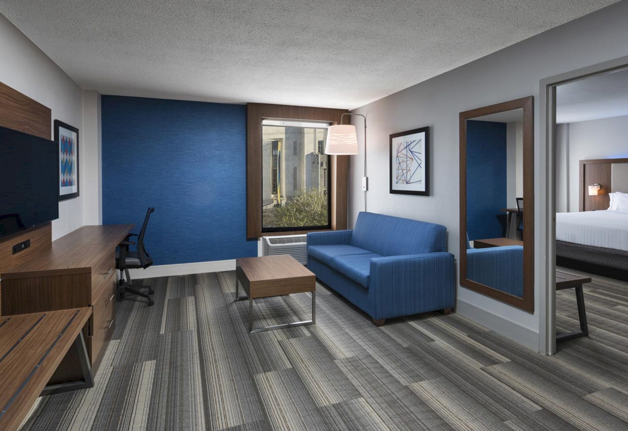 Holiday Inn Express Nashville Downtown Conf Ctr