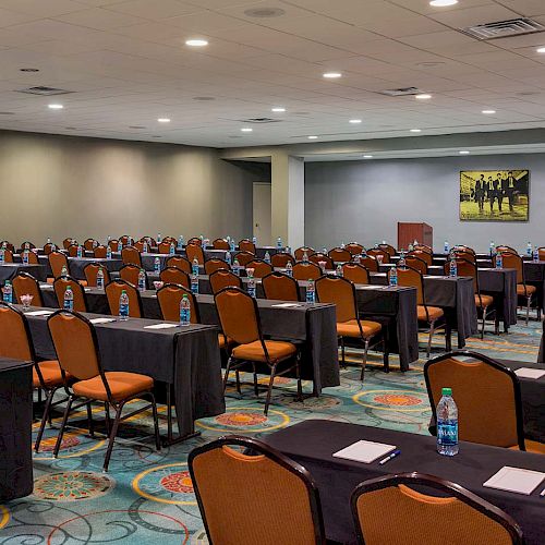Holiday Inn Express Nashville Downtown Conf Ctr